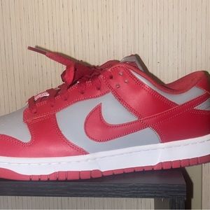 Nike dunk low unlv